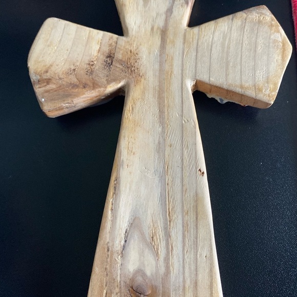 Mosaic Tile On Wood Cross Religious Wall Art Cream Orange & Blue 8”x5”x1” - Picture 9 of 12